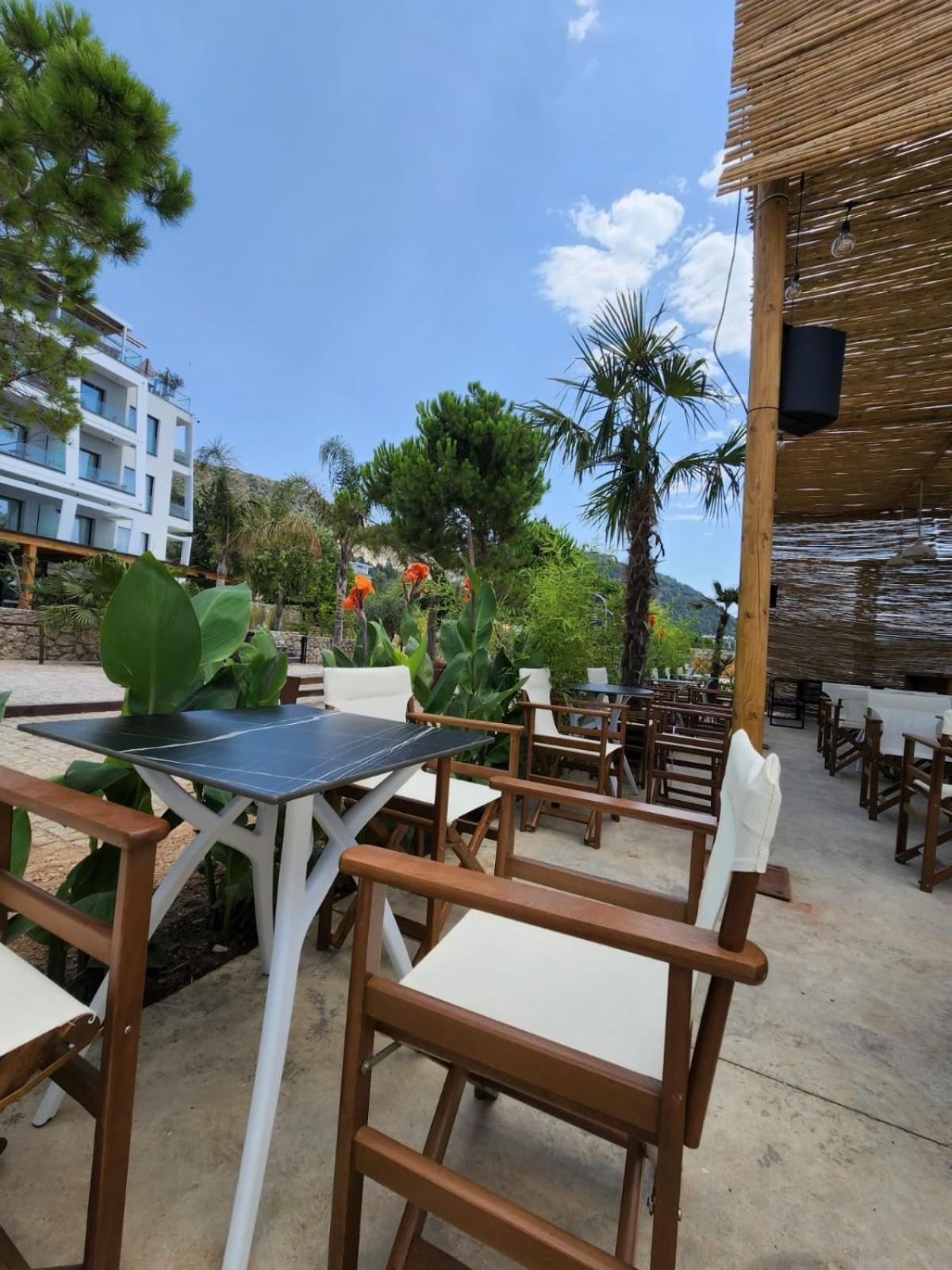 Stephen Seaside Hotel Dhermi Bagian luar foto